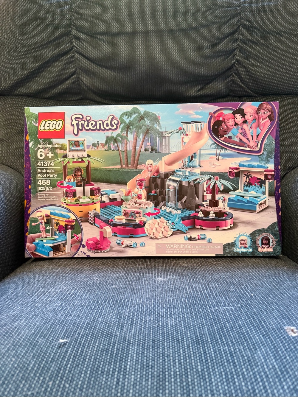 LEGO Friends Andrea's Pool Party Playset - Pink & Blue